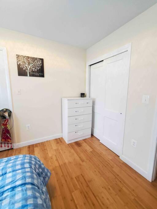 5 Star Room/Close To Town Center And Everything/5 Min Walk Metro Rockville Exterior photo